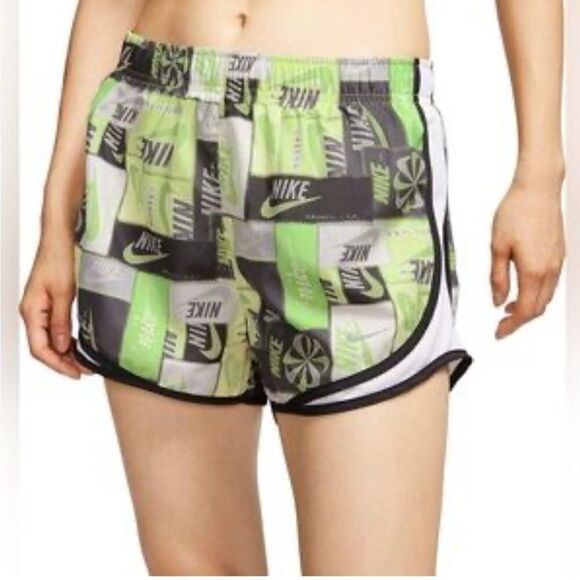 Nike ICON Clash Oregon Womens Dri-Fit Tempo Shorts medium - Picture 1 of 16